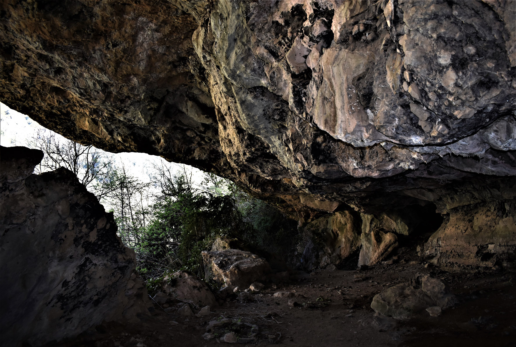 Cueva de Azanzorea